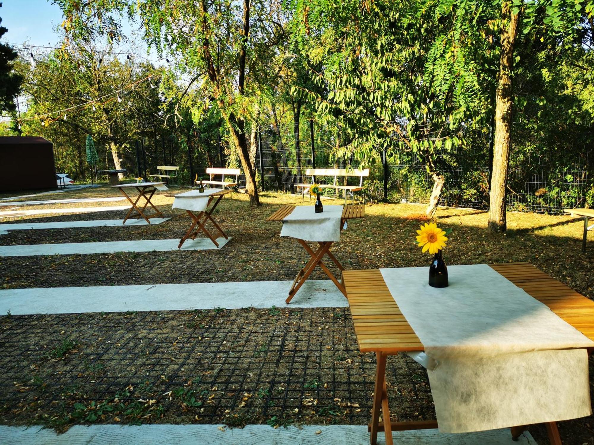 Krasen Kras 104 Resort Komen 外观 照片